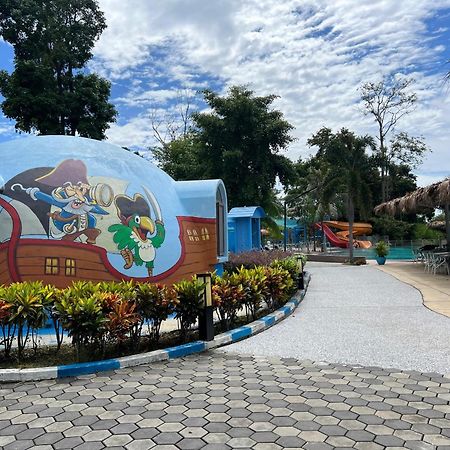 MyRus Resort Langkawi Pantai Cenang  Exterior foto